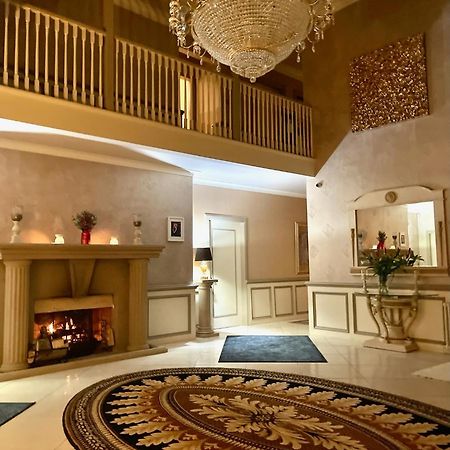 Finn Village - Loch Lomond Villa B&B - Black Room With Jacuzzi-Style Bath Glasgow Exterior foto