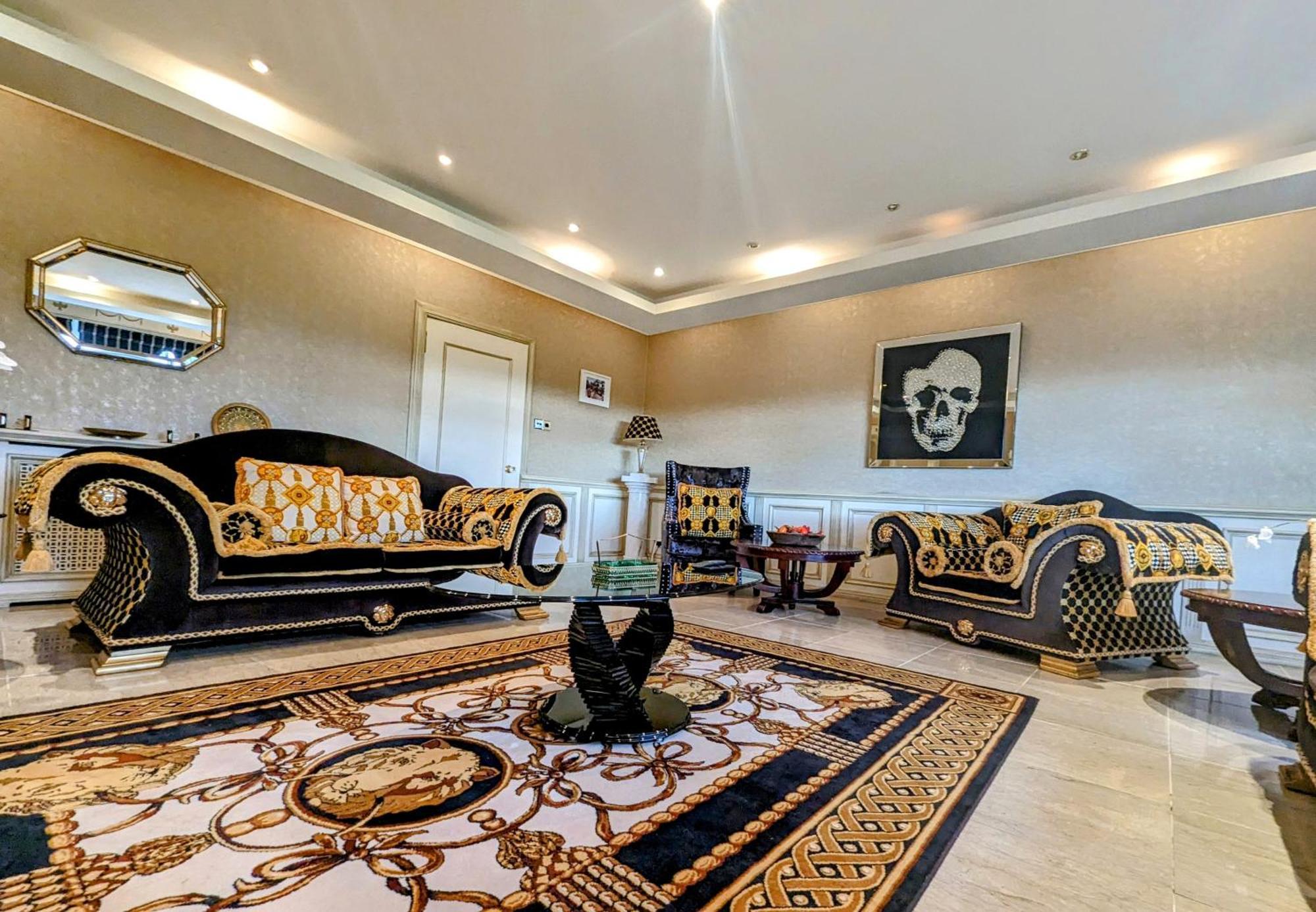 Finn Village - Loch Lomond Villa B&B - Black Room With Jacuzzi-Style Bath Glasgow Exterior foto